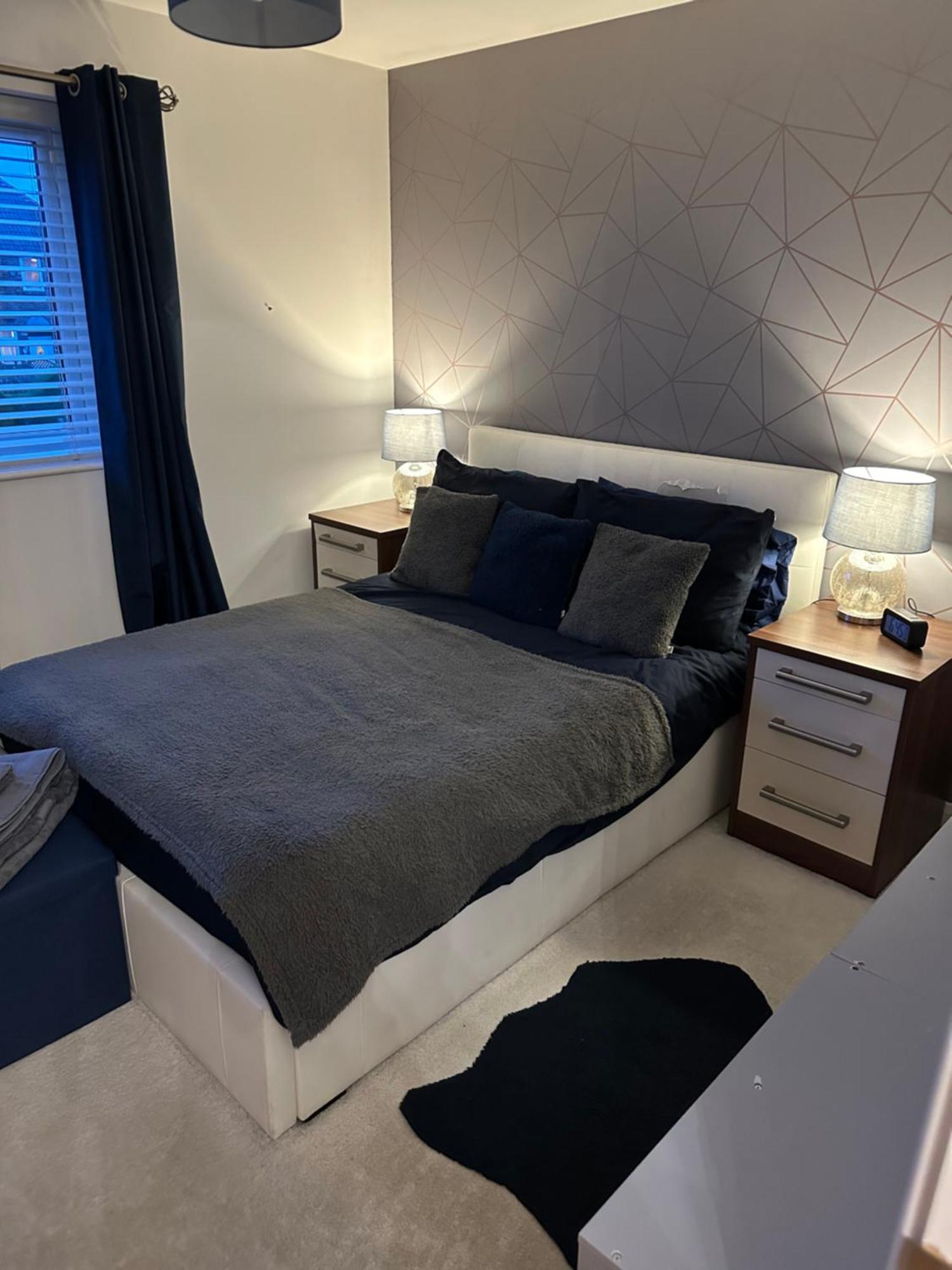 Cosy Double Bedroom In Newcastle Upon Tyne - Access To Shared Kitchen, Shared Lounge And Shared Conservatory Areas Inc Sky Tv And Netflix 외부 사진